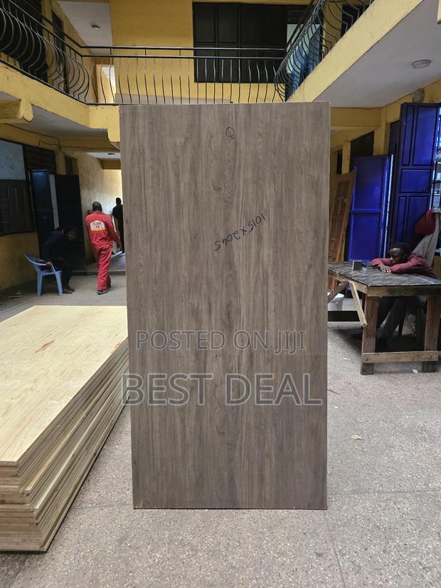 Laminated Solid Doors - thumbnail 2