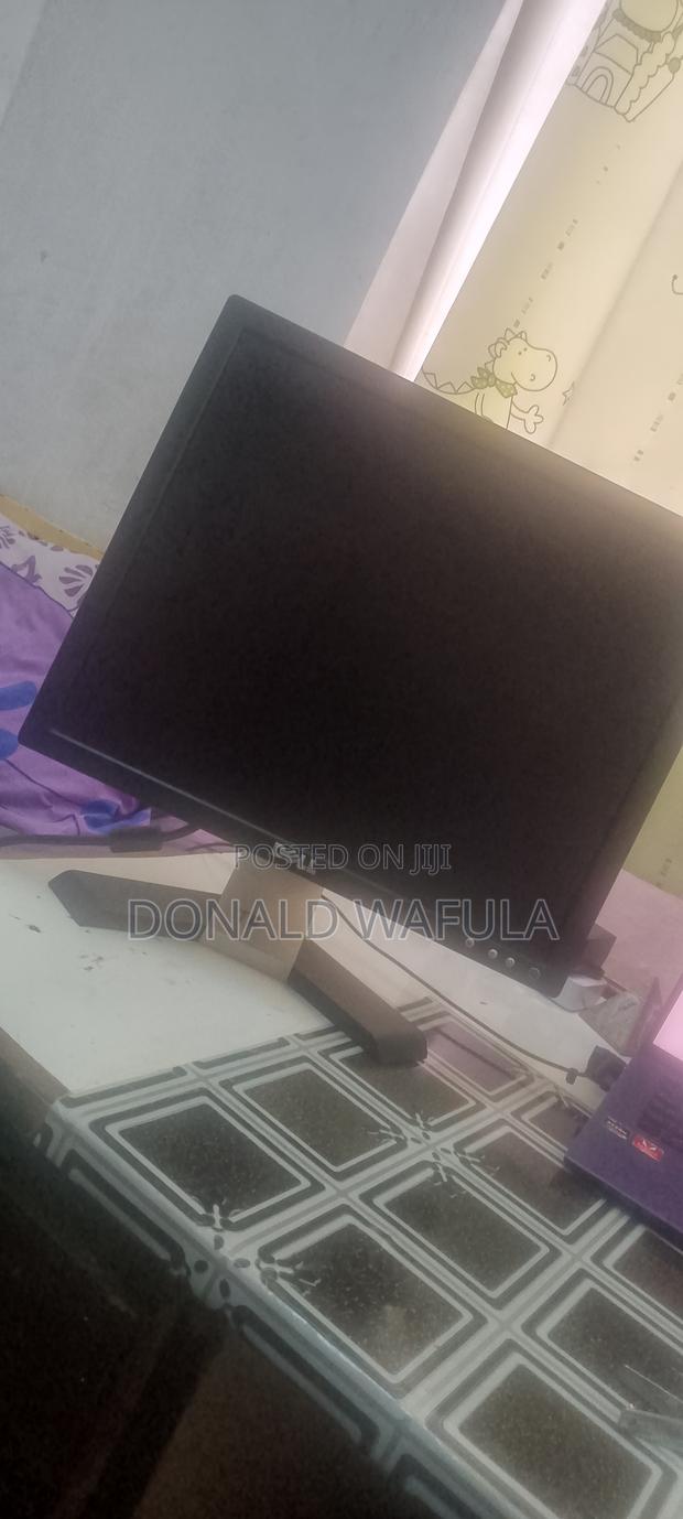 Dell Monitor - thumbnail 4