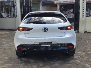 Mazda 3 2020 Pearl