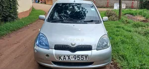 Toyota Vitz 1.0 FWD 5dr 2002 Silver