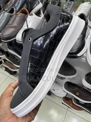 Timberland Alligator Pattern Casuals