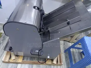 Commercial Bread Slicer