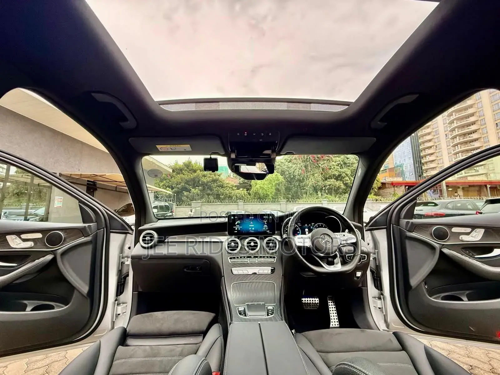 Mercedes-Benz GLC-Class 2021 Silver