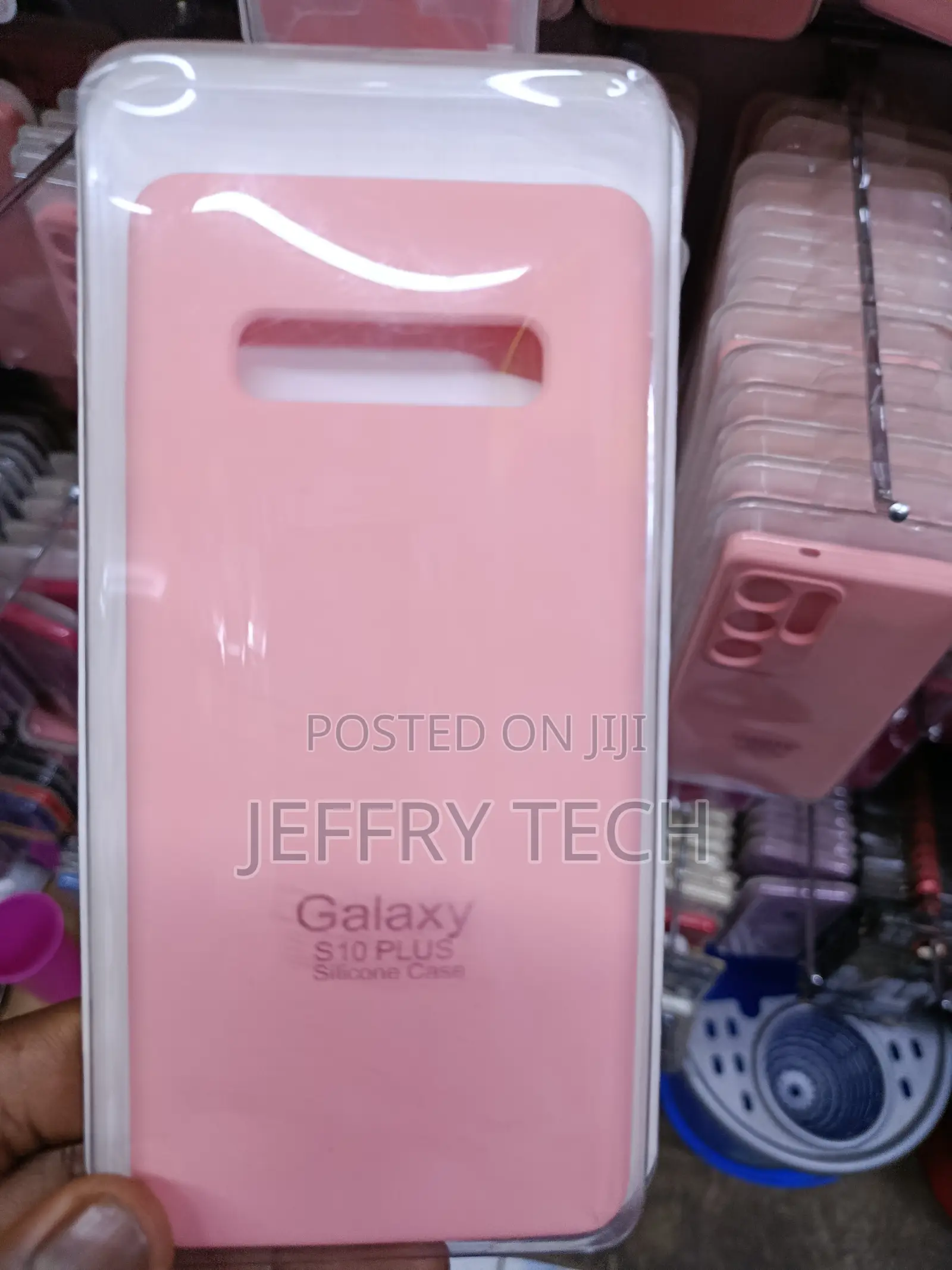Ogolio Liquid Silicone Samsung Galaxy S10+ Case With Fiber Lining