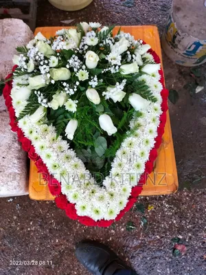 Funeral Wreaths Flowers