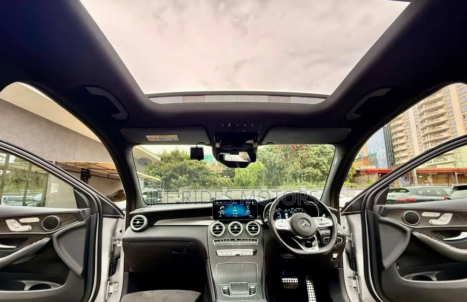 Mercedes-Benz GLC-Class 2021 Silver