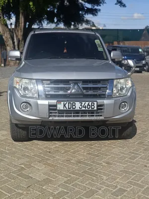 Mitsubishi Pajero V80 3.2 DI-D 2014 Silver