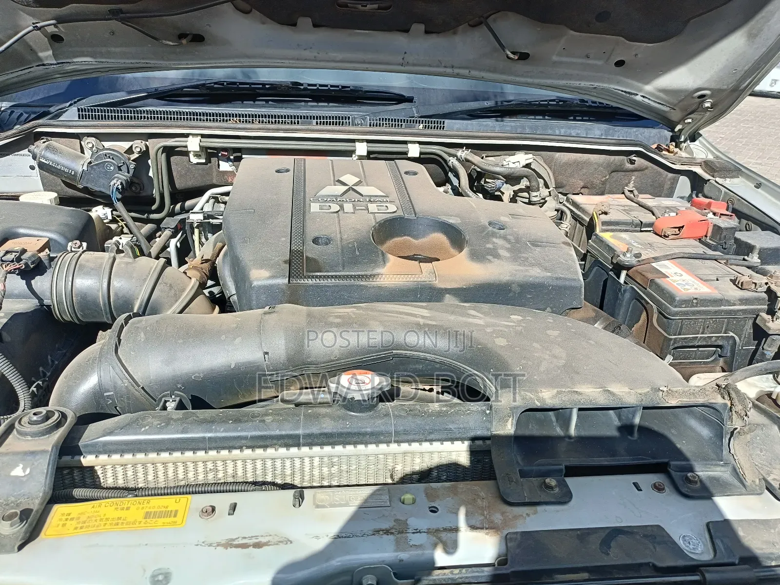 Mitsubishi Pajero V80 3.2 DI-D 2014 Silver