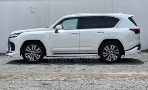 Lexus LX 600 2023 White