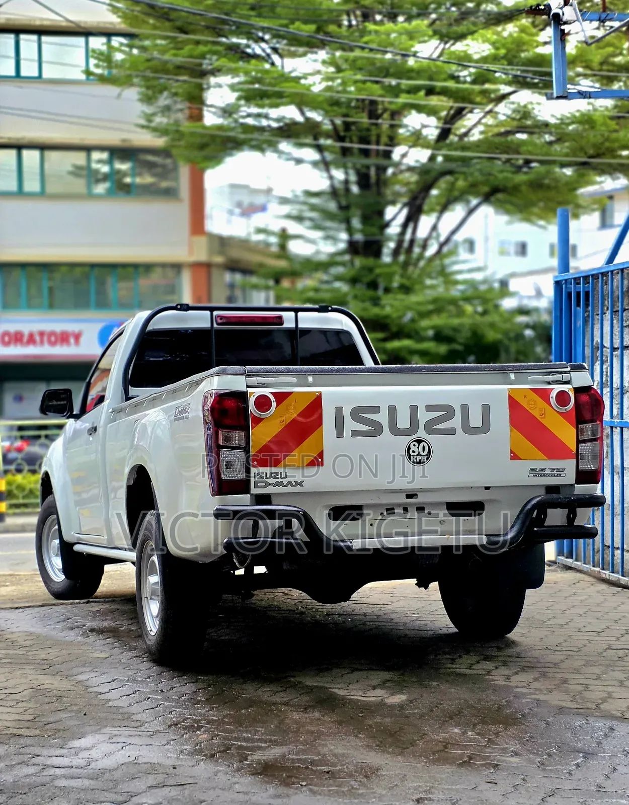 Isuzu D-MAX 2021 White