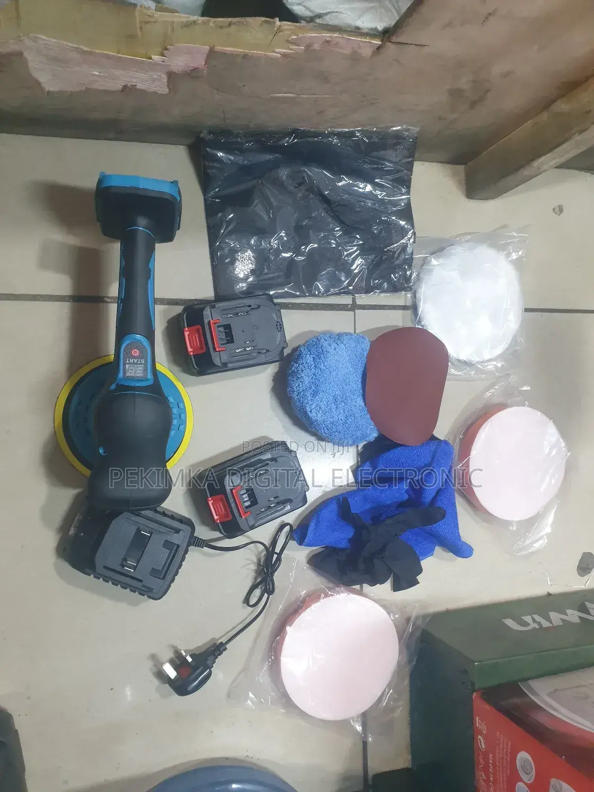 Makita Cordless Orbital Sander