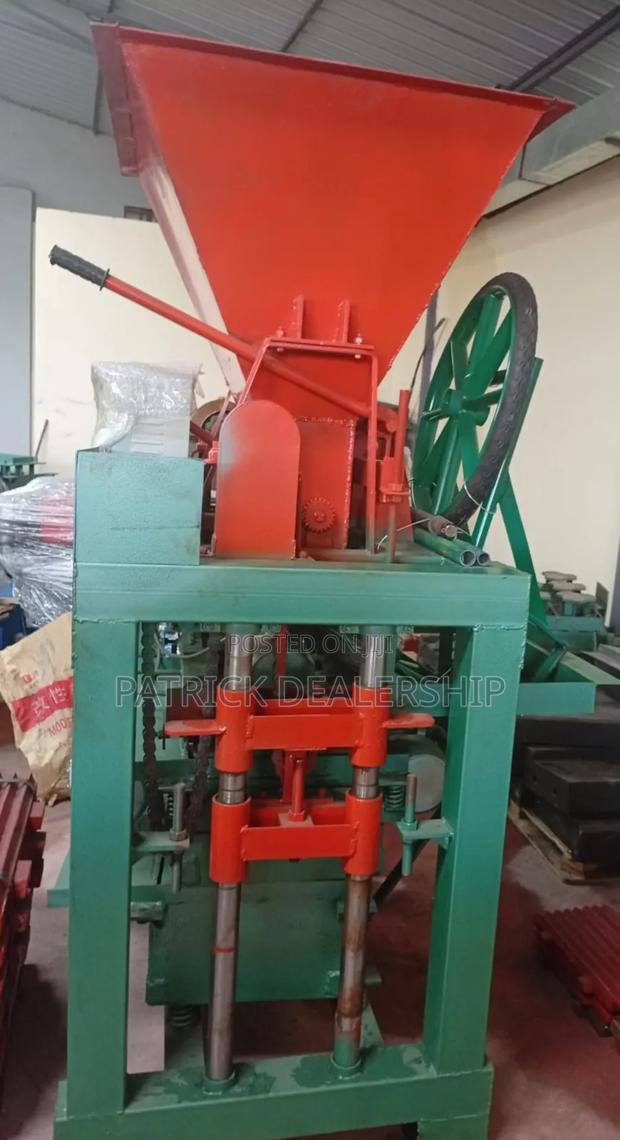 Concrete Bricks Making Machine - main view