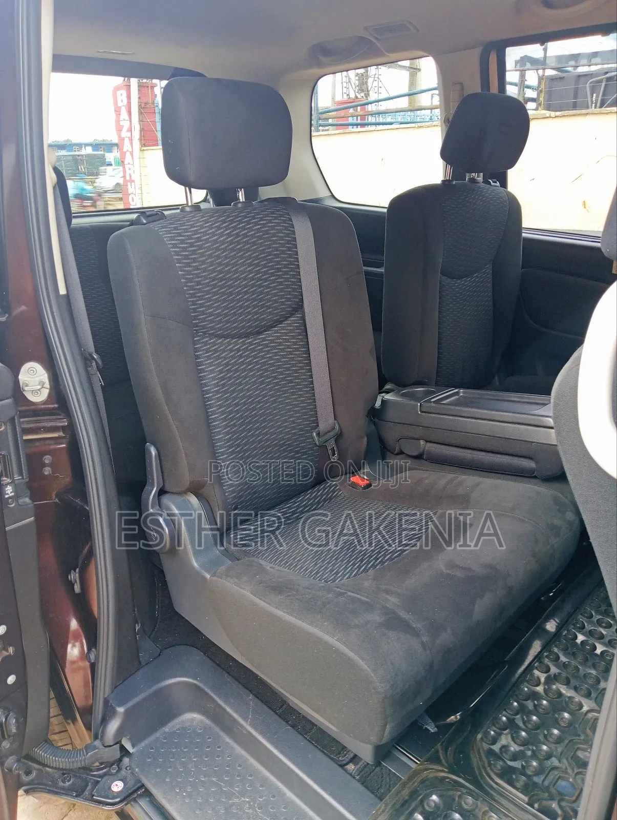Nissan Serena 2016 Brown