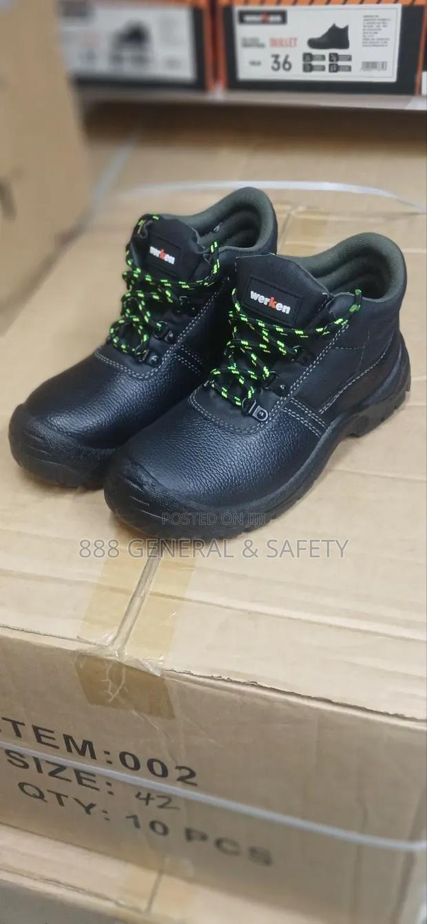Strong Safety Boots | Durable | Perfect for Construction Work - thumbnail 3