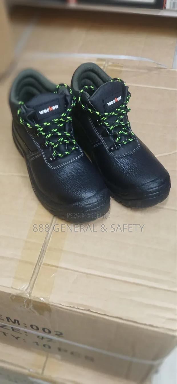 Strong Safety Boots | Durable | Perfect for Construction Work - thumbnail 4