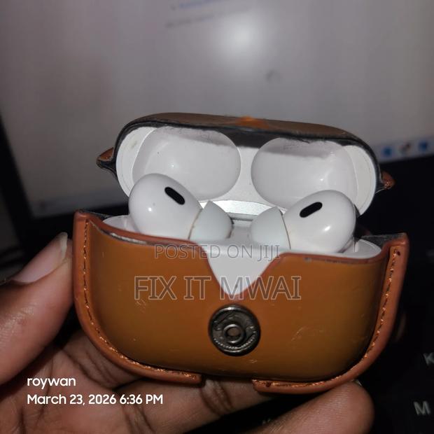 Airpods Pro (2nd Generation) With Usb-C Charging Case (Release 2023) - thumbnail 11