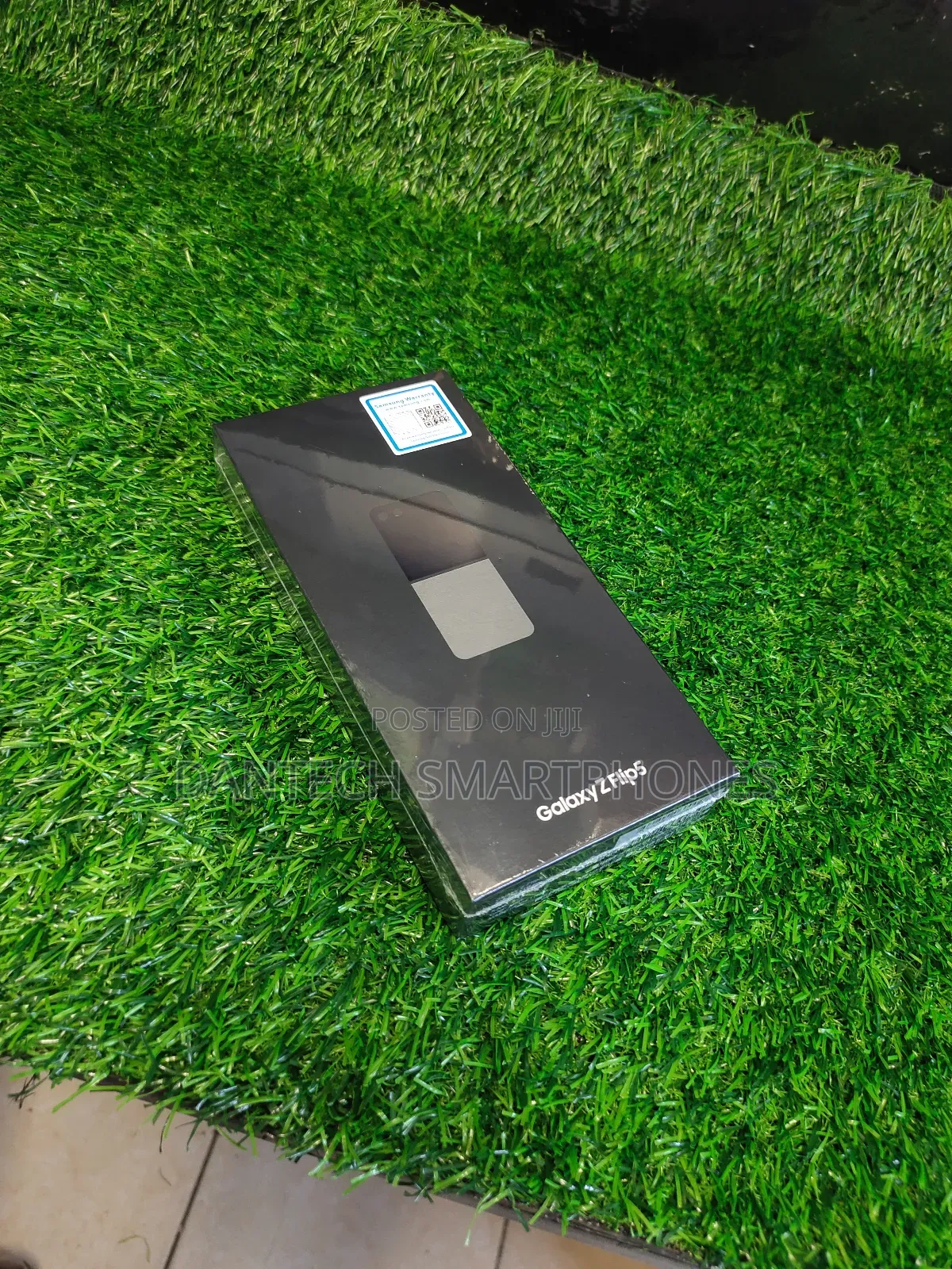 New Samsung Galaxy Z Flip 5 256 GB Gray
