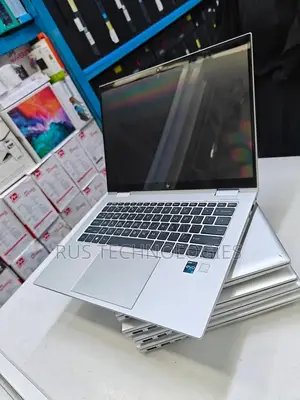 New Laptop HP EliteBook x360 1040 G9 16GB Intel Core i7 SSD 512GB