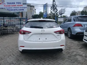 Mazda Axela 2016 White