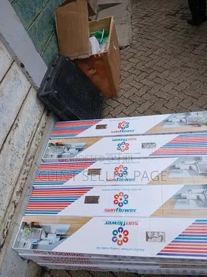 Stone Composite Vynl Flooring / SPC Flooring