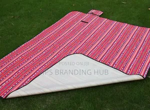 Waterproof Outdoor Picnic Mats Size:200x200cm. Cs