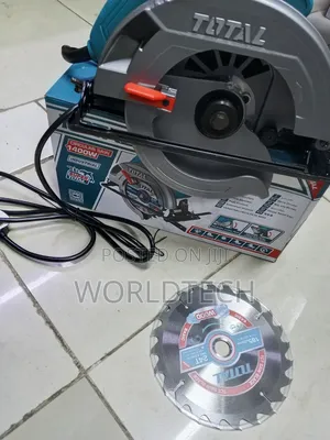 Total 7" Electric Circular Saw/1400watts Electric Circular