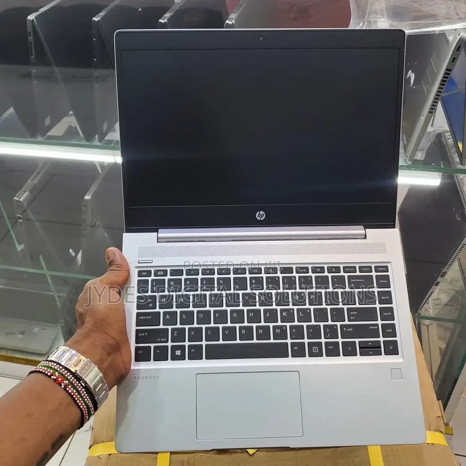 Laptop HP EliteBook 735 8GB AMD Ryzen 3 SSD 256GB