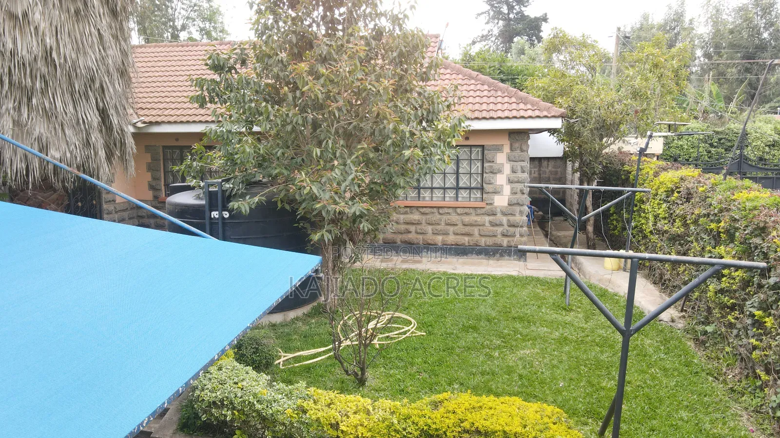 3bdrm Bungalow in Vineyard, Oloolua for sale