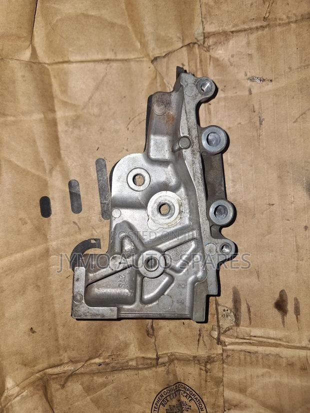 Subaru Ej20 Tensioner Bracket - thumbnail 2