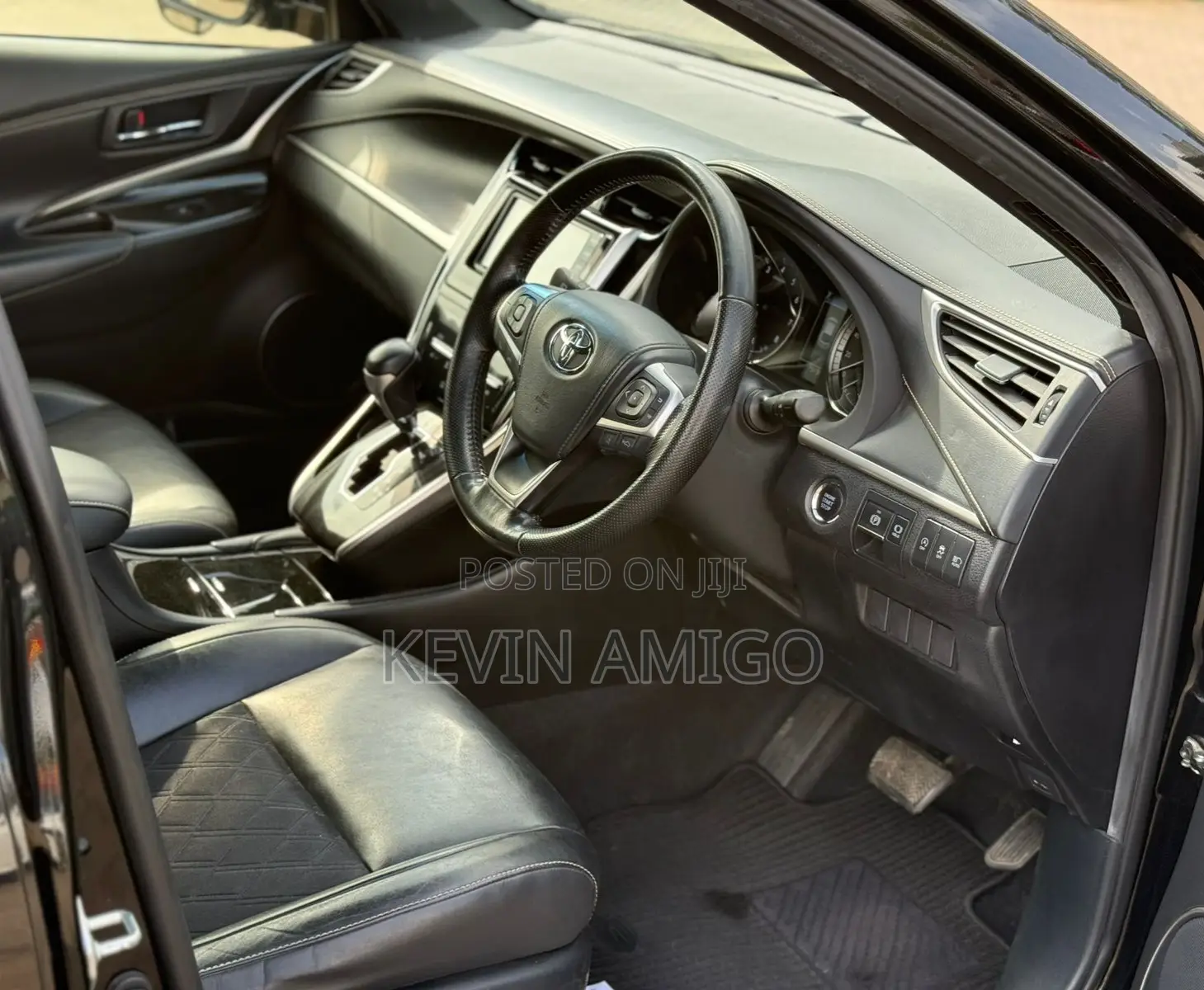 Toyota Harrier 2019 Black