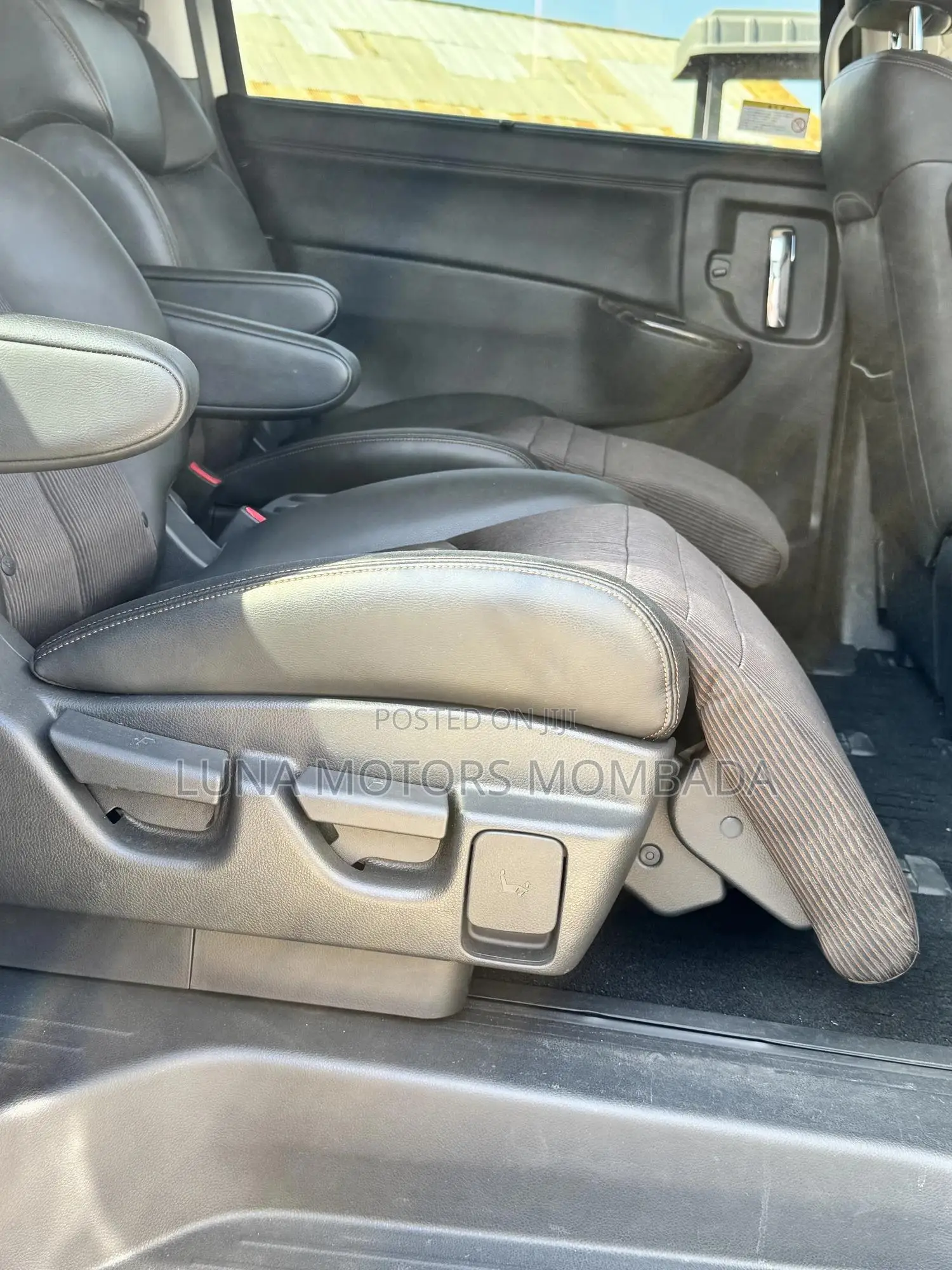 Nissan Elgrand 2019 Black