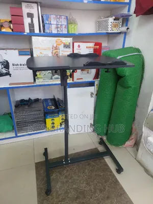 Adjustable Movable Laptop Desk. Cs