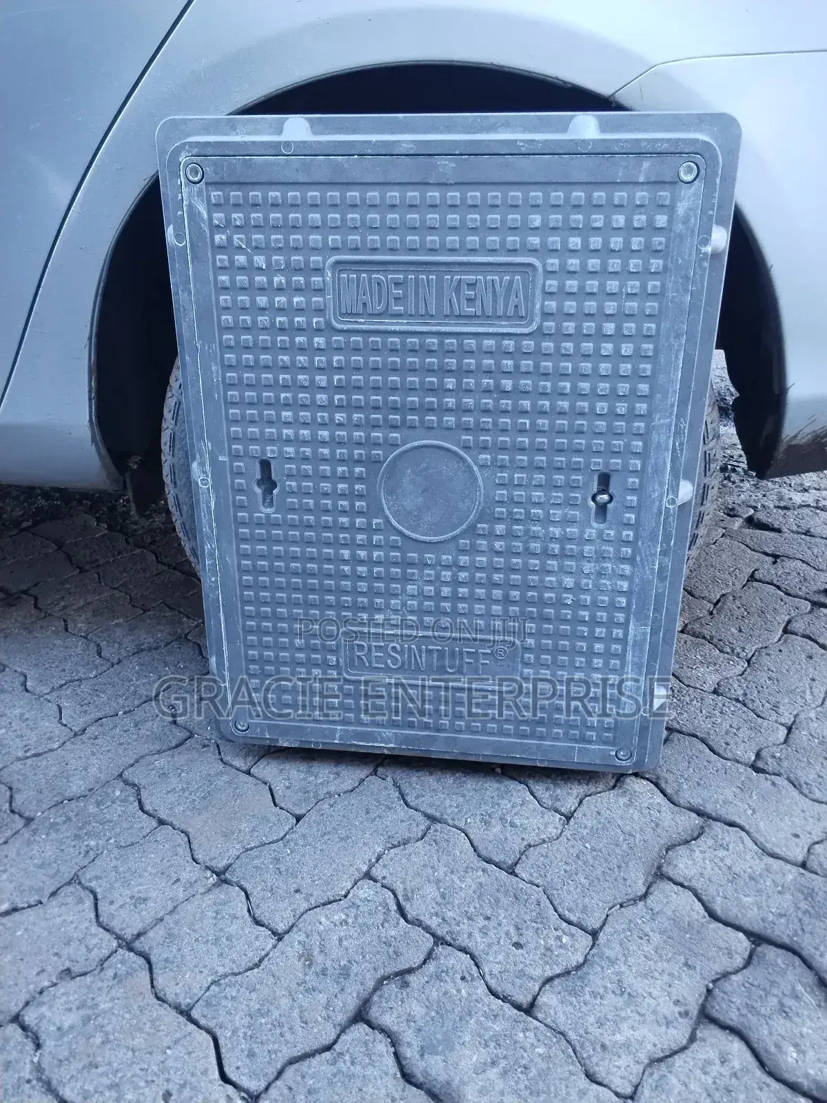 Composite Reinforced Manhole Cover