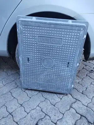 Lockable Reinforced Manhole Cover