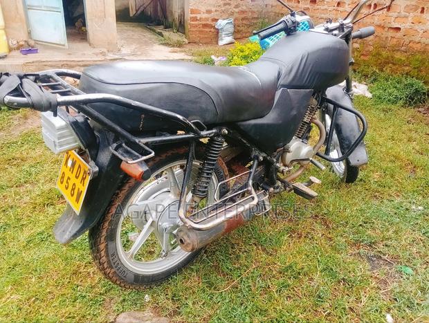 Honda CB 2021 Red - thumbnail 2