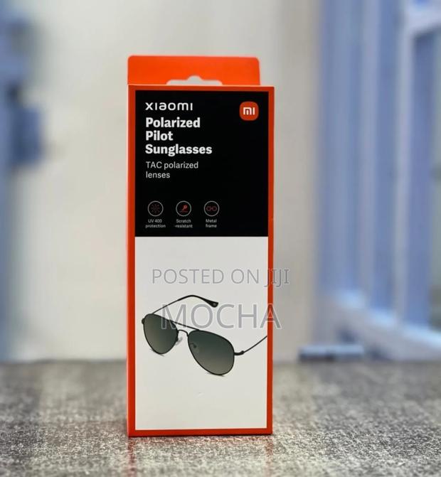 Mi Polarised Pilot Sunglasses - main view