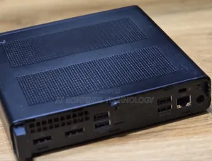 Desktop Computer HP EliteDesk 705 8GB AMD Ryzen 5 SSD 256GB