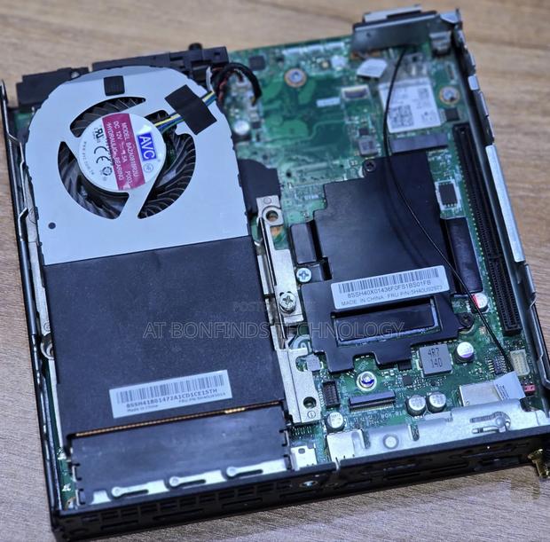 Desktop Computer Lenovo ThinkCentre M900 16GB Intel Core i7 SSD 256GB - thumbnail 3