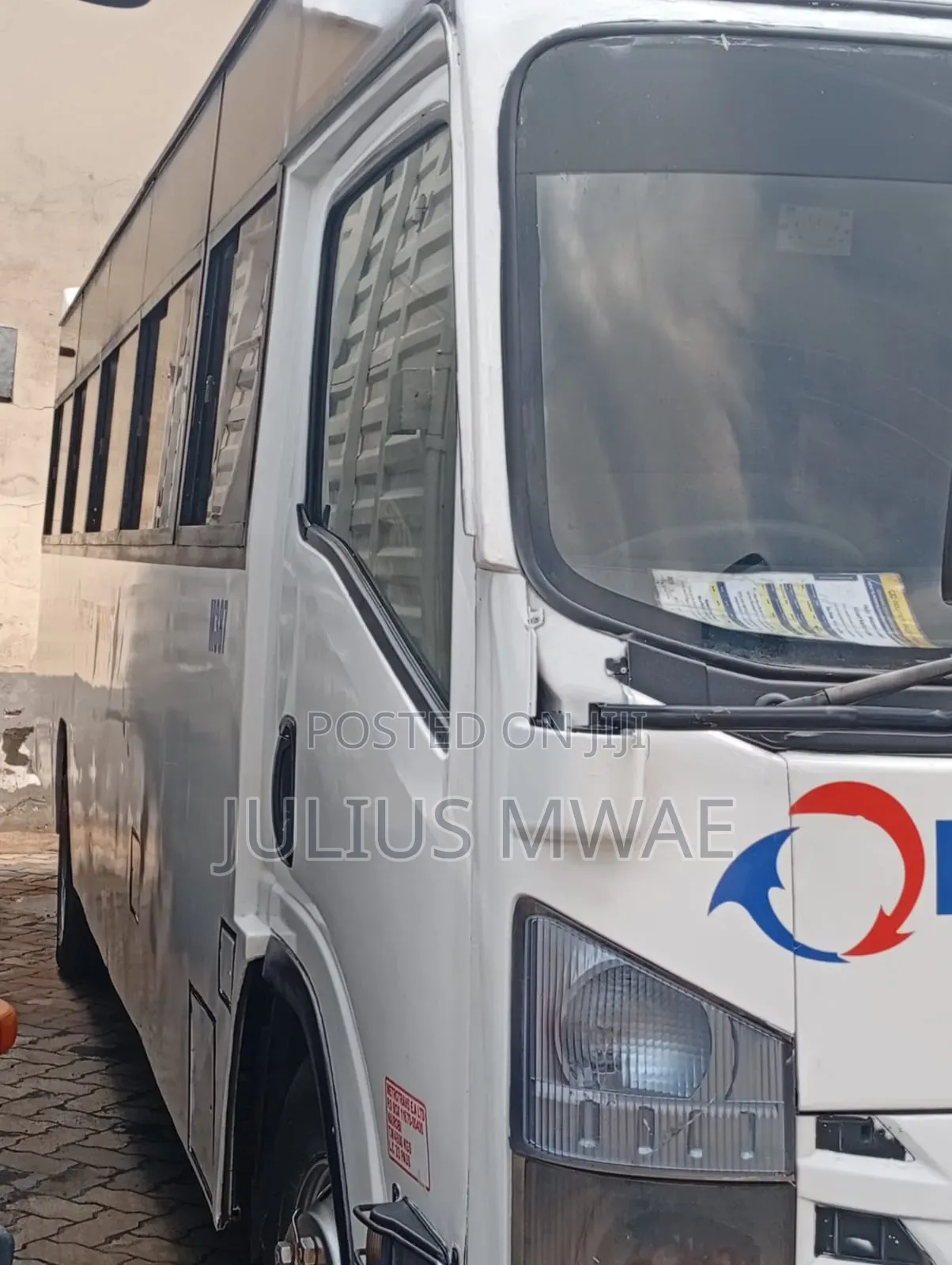 Isuzu NQR 2022 White