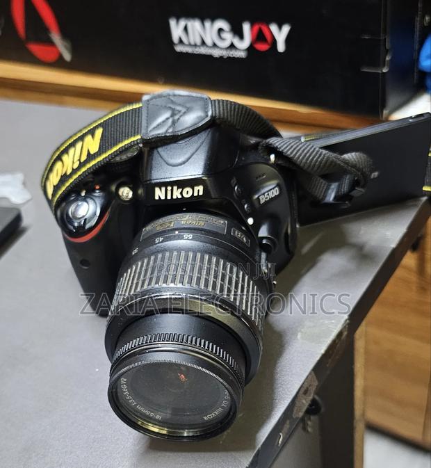 Nikon D5100 Camera With 18-55mm Lens,Battery,Charger and Strap - thumbnail 3