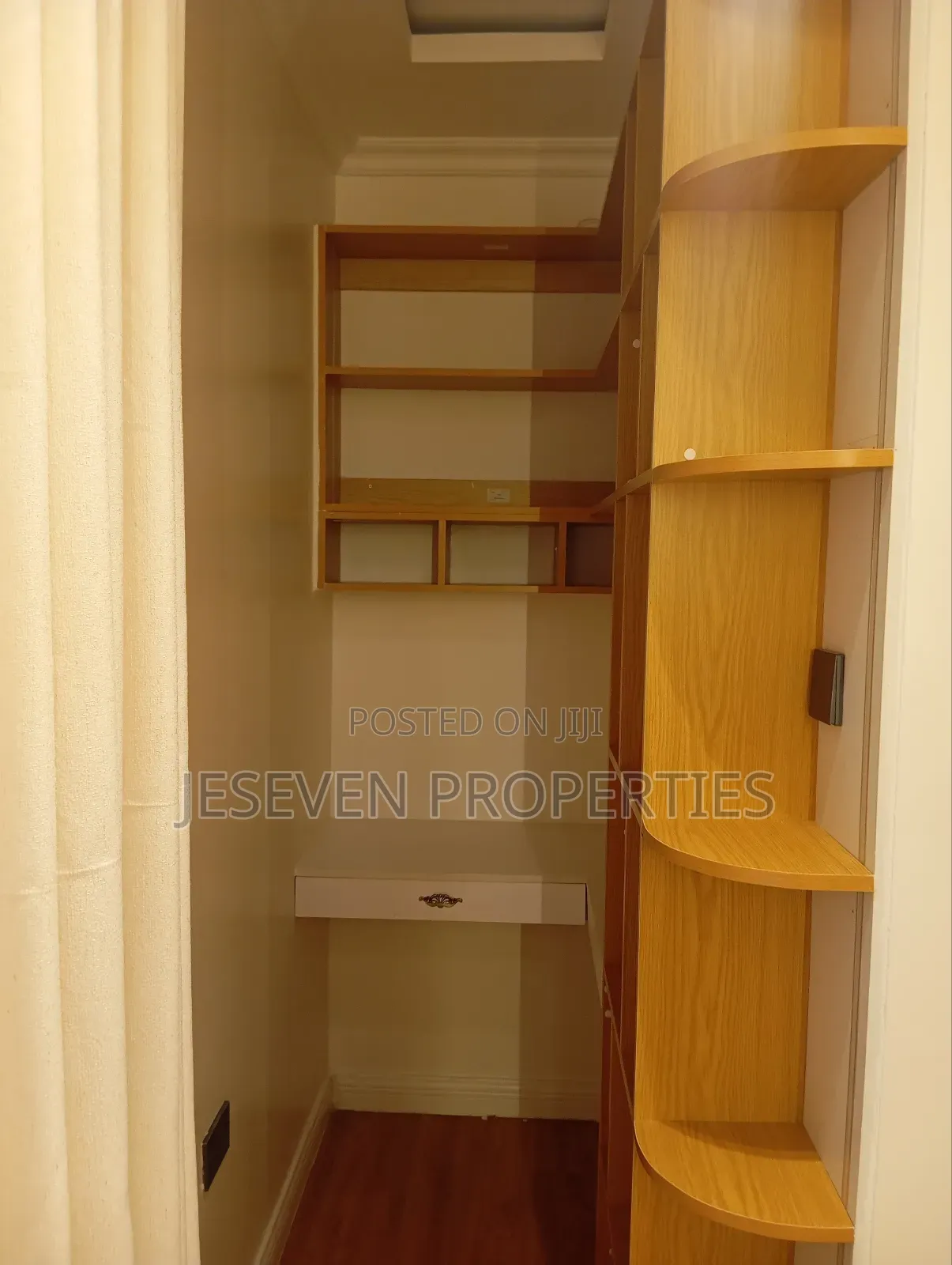 Furnished 6bdrm Mansion in Syokimau, Gateway Mall Area for sale