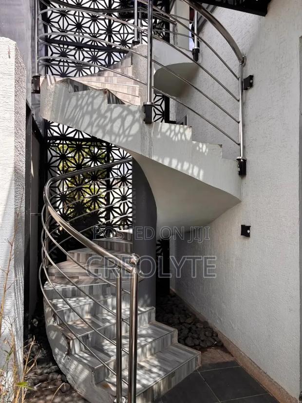 Modern Stainless Steel Staircase Railings - thumbnail 4