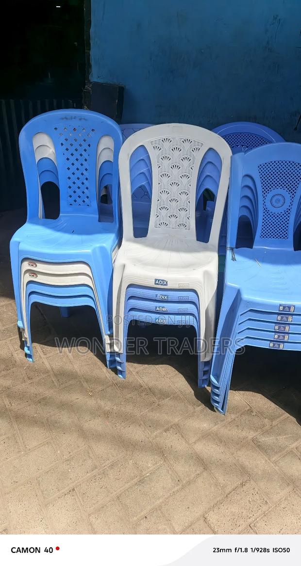 Plastic Chair, Plastic Chair - main view