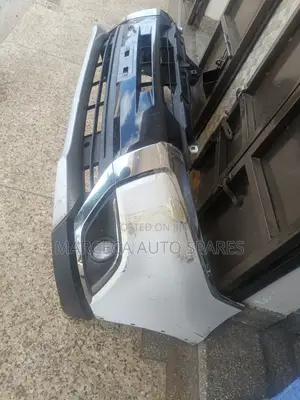 Bumper Front, Mistrubishi Outlander 2018