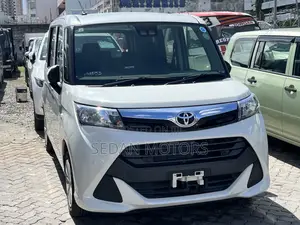 Toyota Tank 2019 White