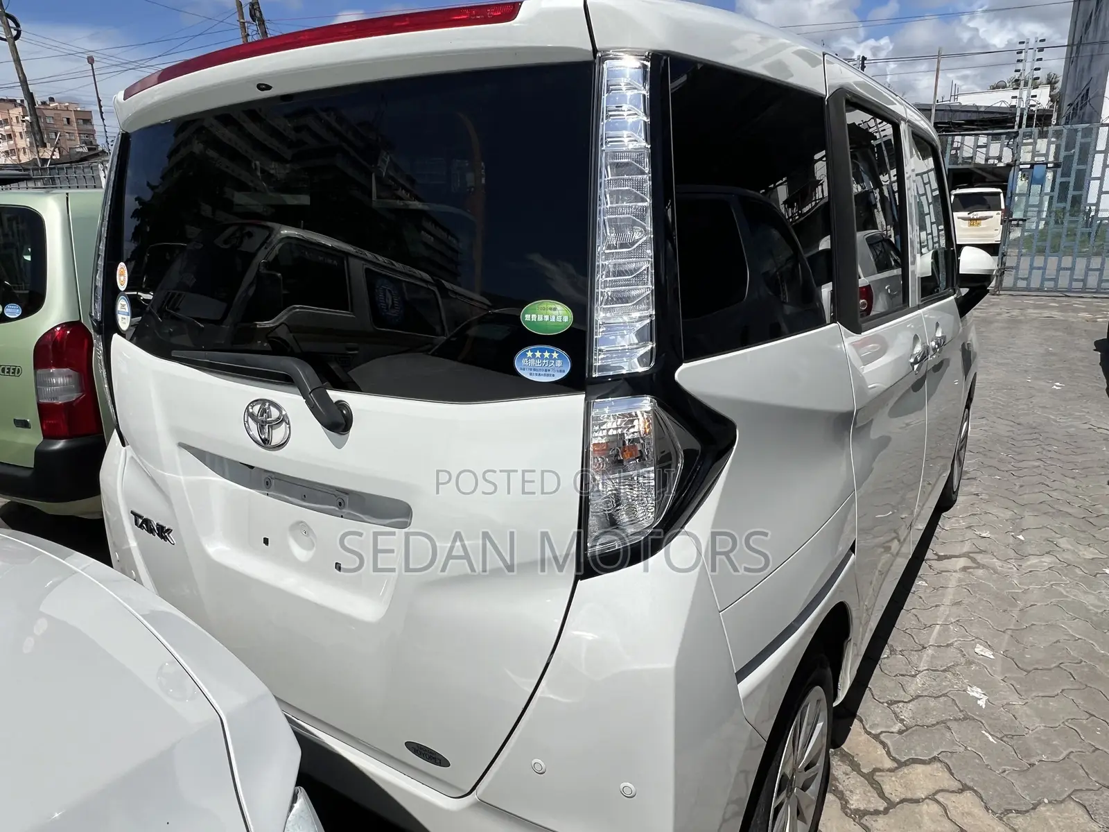 Toyota Tank 2019 White