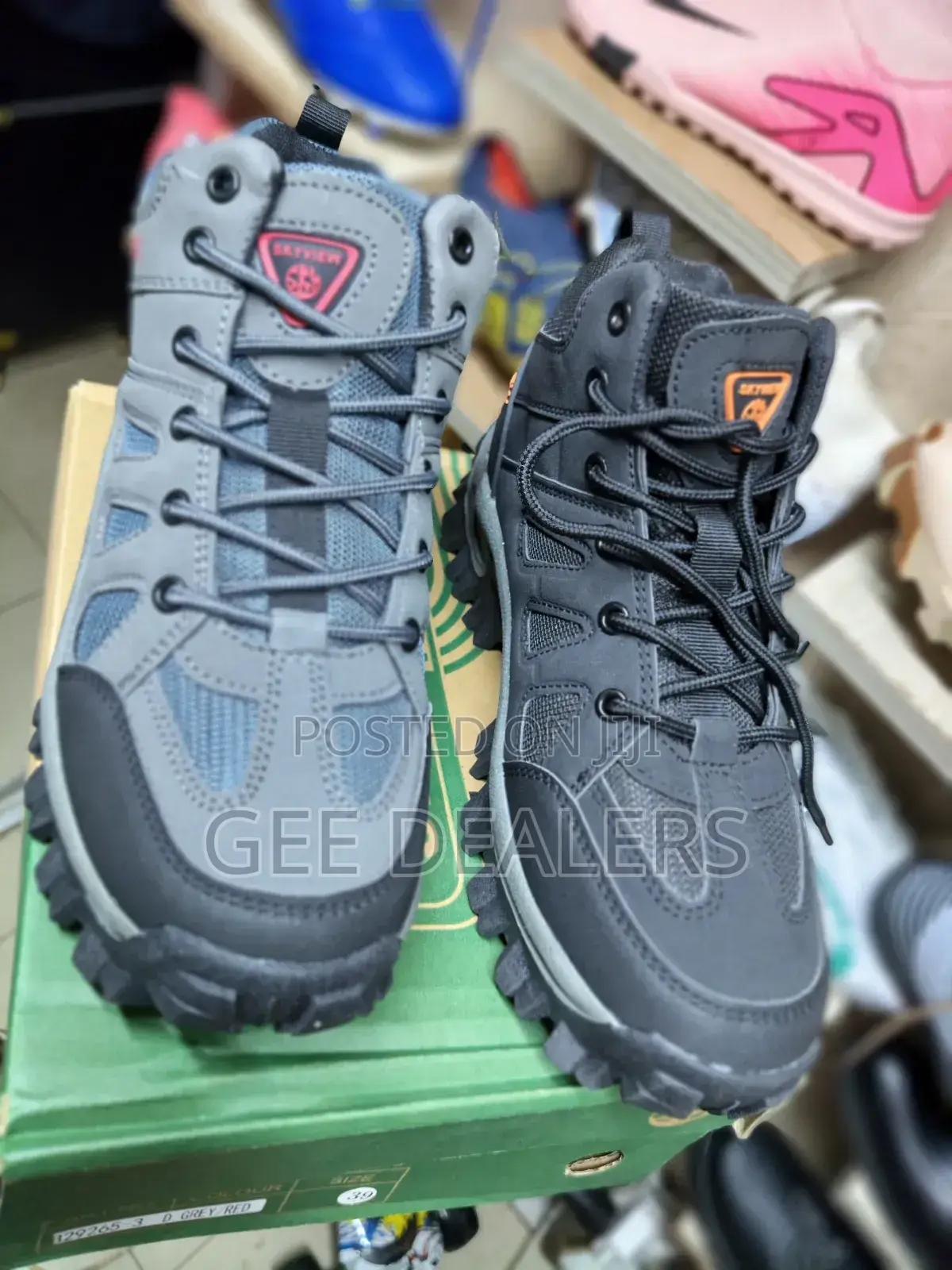 All Weather Ladies Hiking Boots, Skyview Trekking Boots Size 38-41