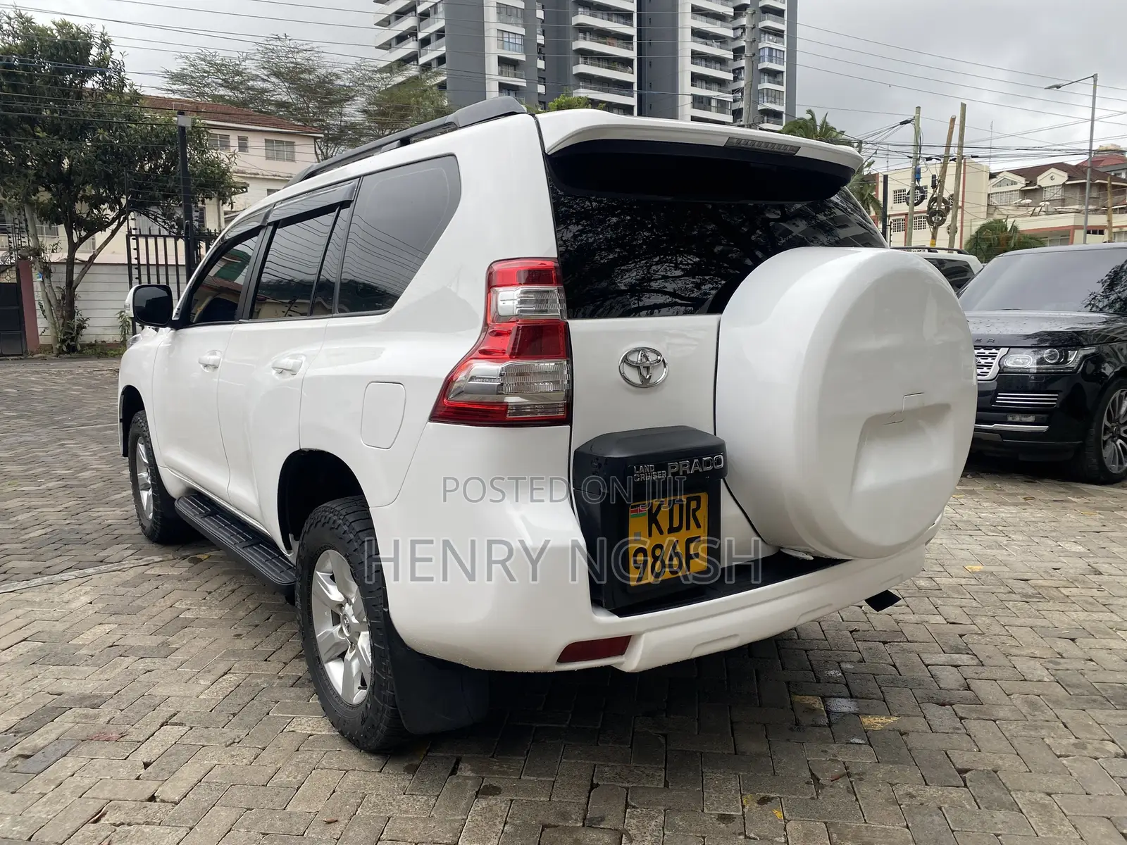 Toyota Land Cruiser Prado 2017 White