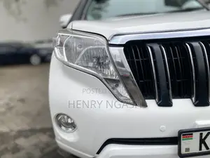 Toyota Land Cruiser Prado 2017 White