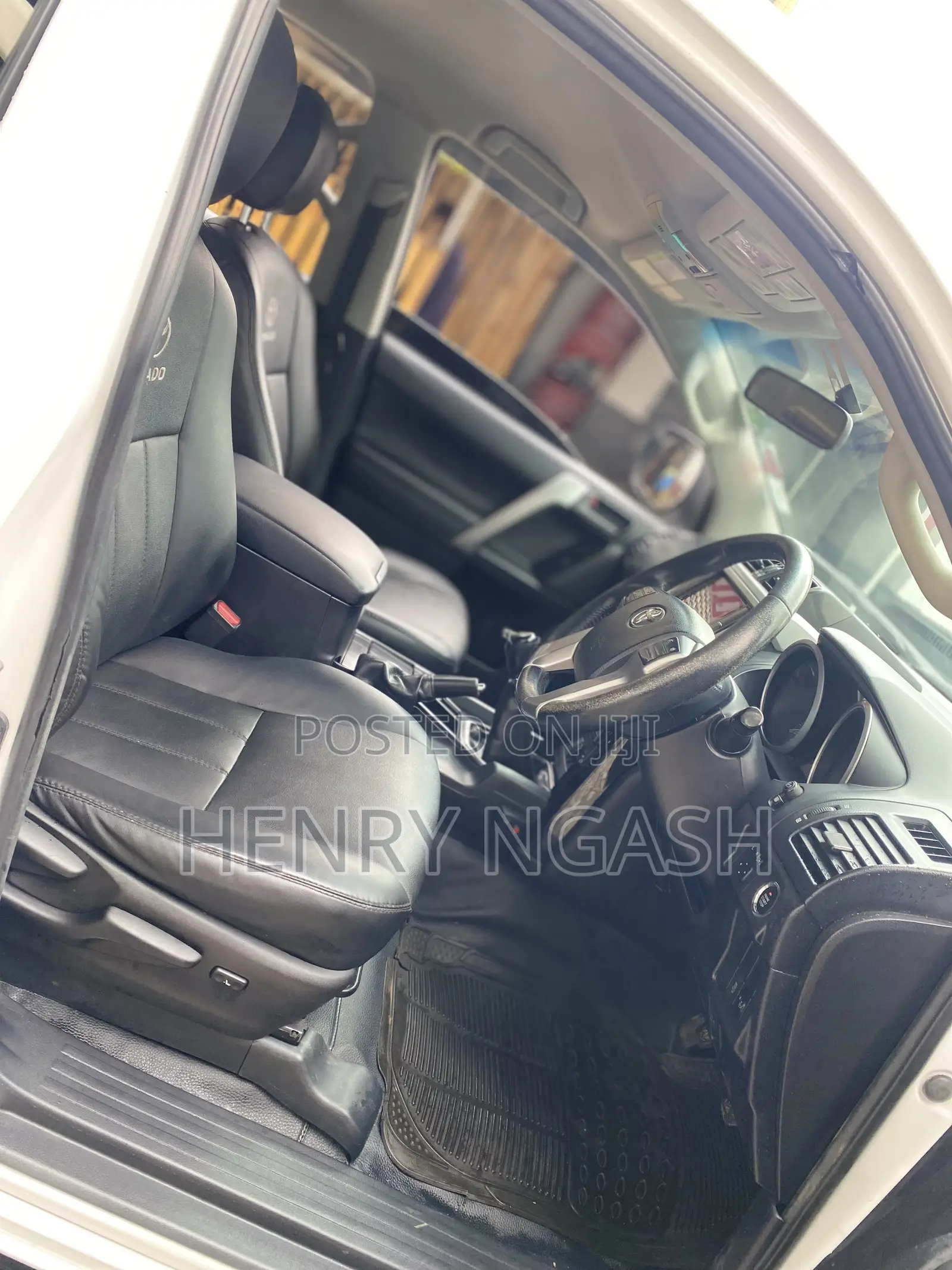 Toyota Land Cruiser Prado 2017 White